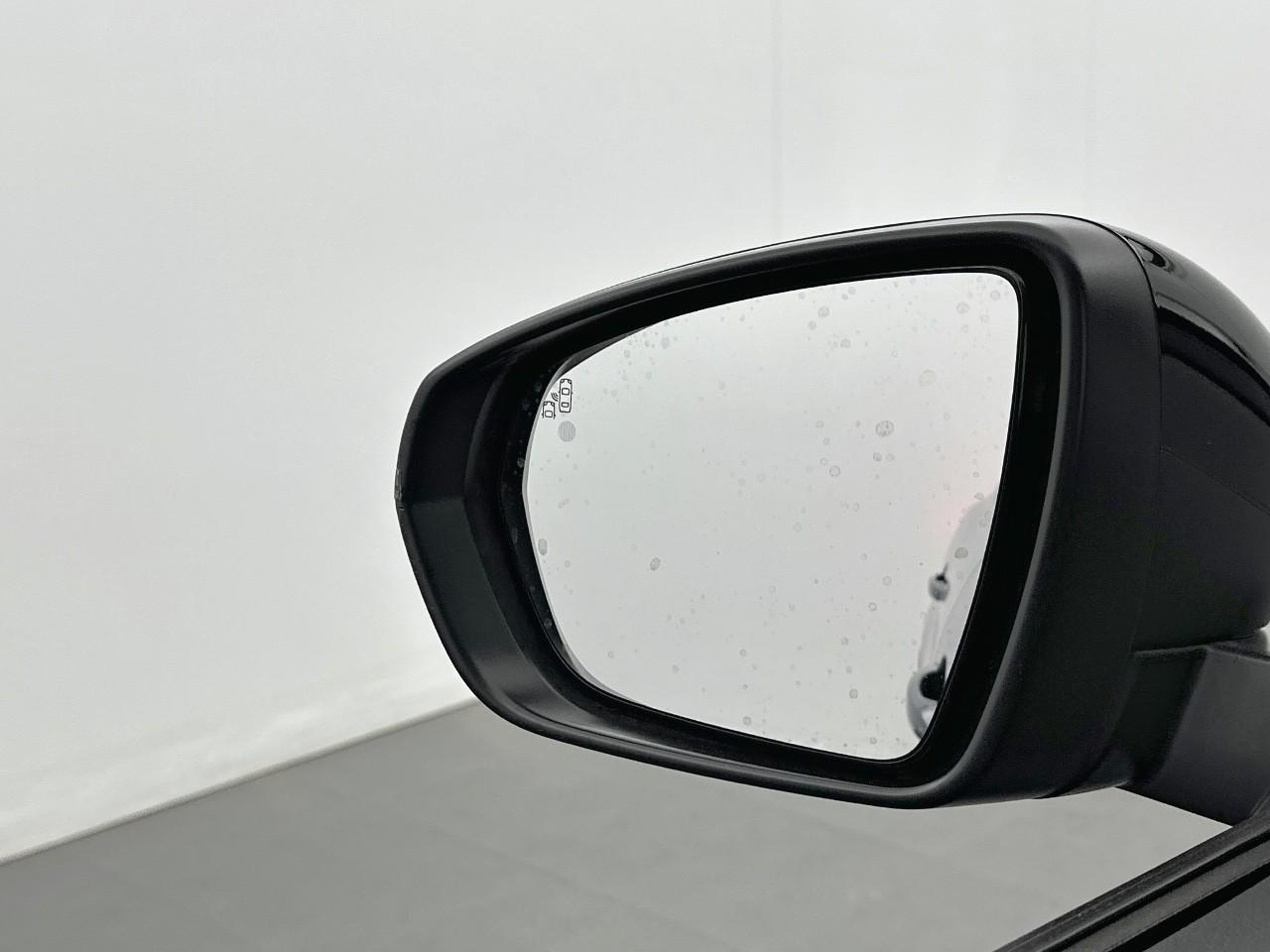 Peugeot 3008 puretech 130ch s&s eat8 allure pack — photo 31