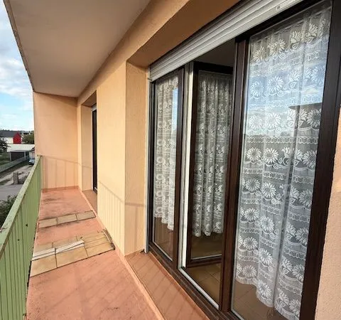 Appartement t2 avec balcon a golbey