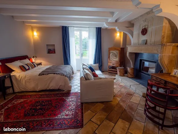 Chambre 10 pièces 365 m²