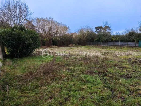 Terrain en individuel 650 m²