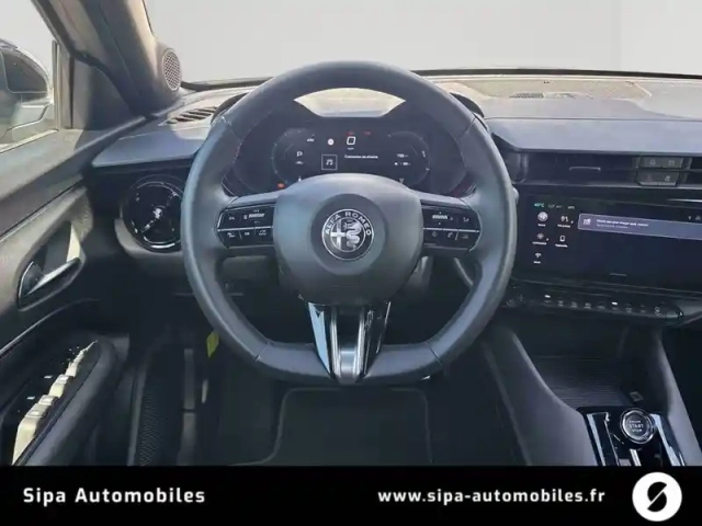 Alfa Romeo Junior elettrica 156 ch — photo 12