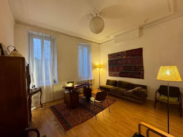 Appartement 2 pièces 74 m²