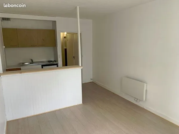 Studio 1 pièce 26 m²