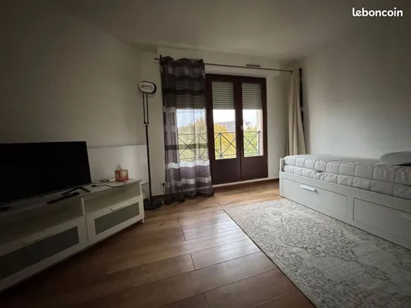 Location T1 Meublé sur Ermont