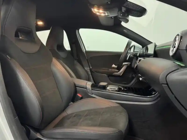 Mercedes Classe A 250 e amg line — photo 18