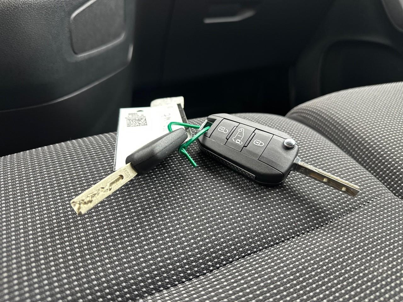 Citroën Berlingo van m diesel 100 ch manuelle — photo 33