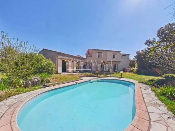Villa familiale avec piscine - Montauroux