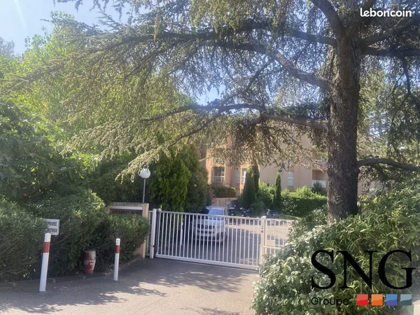 Studio 1 pièce 20 m²