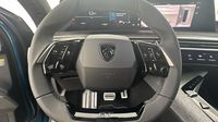 Peugeot 5008 Hybrid 145ch GT e-DCS6 — photo 12