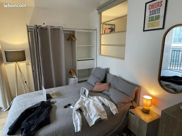 Chambre 1 pièce 9 m²
