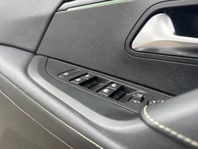 Peugeot 2008 puretech 130 s&amp;s eat8 — photo 48