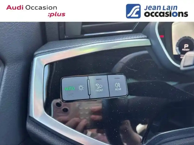 Audi Q3 35 tfsi 150 ch s tronic 7 — photo 20