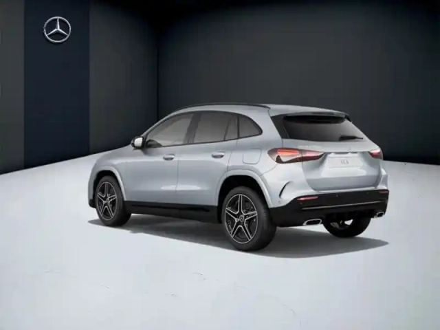 Mercedes Gla 250 e hybrid eq amg line — photo 3