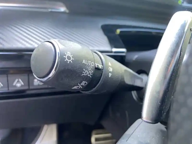 Peugeot 508 hybrid 225 e-eat8 — photo 22