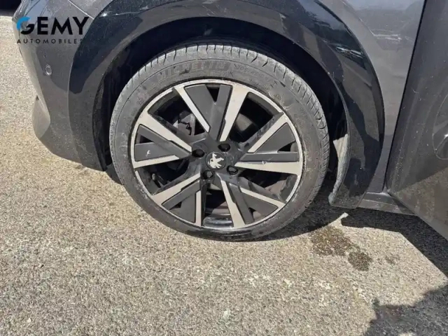 Peugeot 208 puretech 100 s&amp;s bvm6 — photo 11