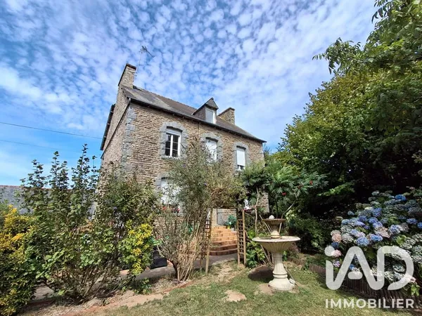 Maison 7 pièces 210 m²