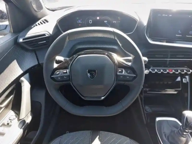 Peugeot 2008 100 s&amp;s bvm6 — photo 9
