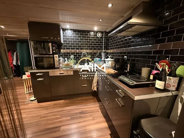 Immeuble 198 m²