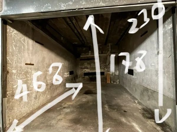 À louer box fermé dans parking privé Paris 6