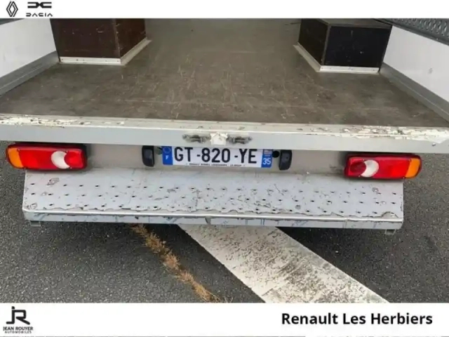 Renault Master plancb f3500 l3h1 2.3 blue dci 145ch confort gd volume — photo 15