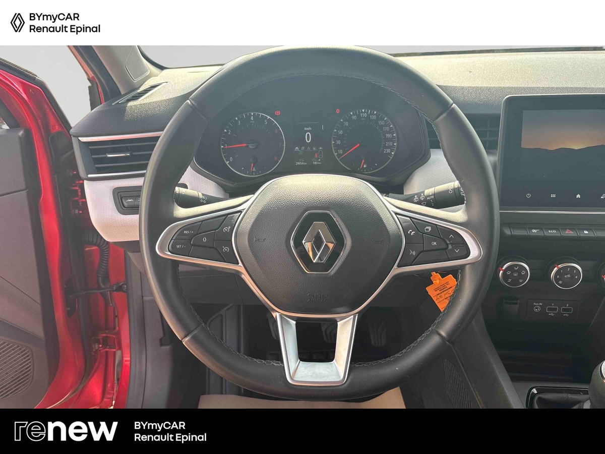 Renault Clio TCe 90 — photo 10