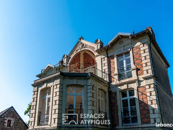 Maison 11 pièces 230 m²