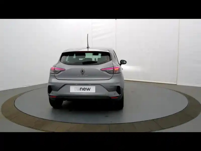 Renault Clio 1.5 dci 100ch evolution - 25 — photo 5