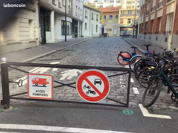 Garage et parking Vente Paris 65000€