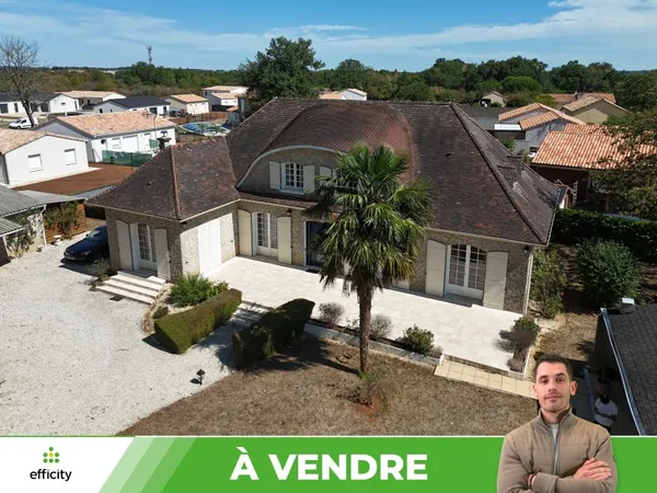 Maison 8 pièces 217 m²