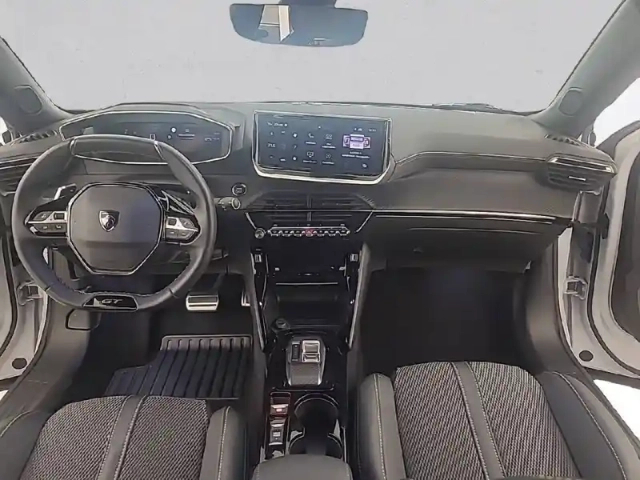 Peugeot 2008 puretech 130 s&amp;s eat8 — photo 50