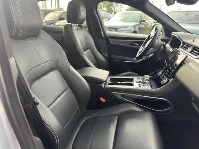 Jaguar F-Pace p400e plug-in-hybrid r-dynamic se bva8 awd — photo 3
