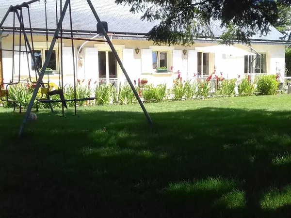 Maison 6 pièces 198 m²