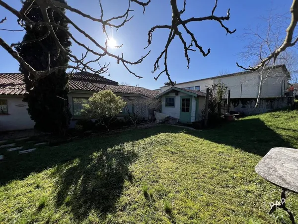Maison 6 pièces 240 m²