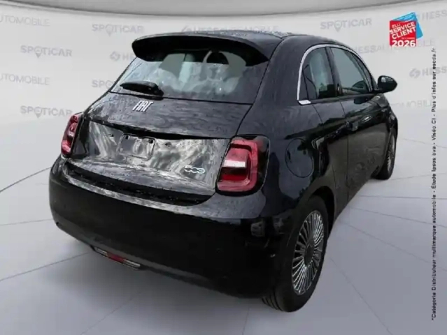 Fiat 500 3+1 e 118ch (red) my25 — photo 6