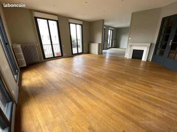 Appartement 5 pièces 187 m²