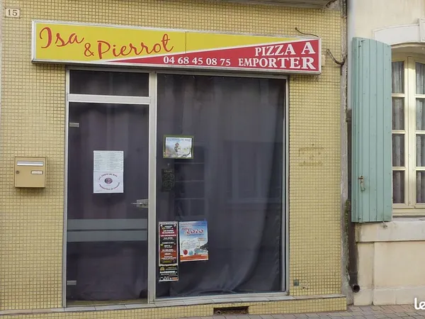 Local pro / commercial . Centre village . Pas de snacking