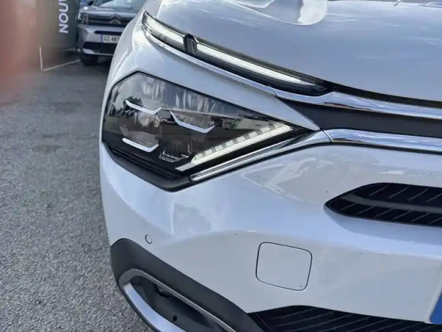 Citroën C4 puretech 130 eat8 — photo 16