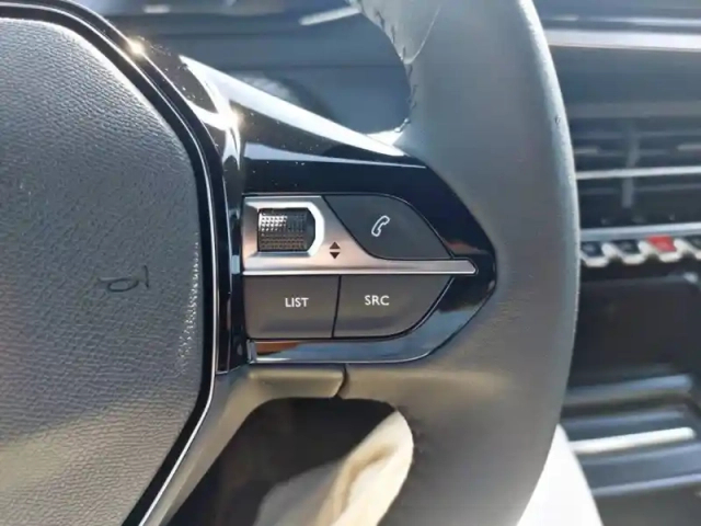 Peugeot 2008 100 s&amp;s bvm6 — photo 48