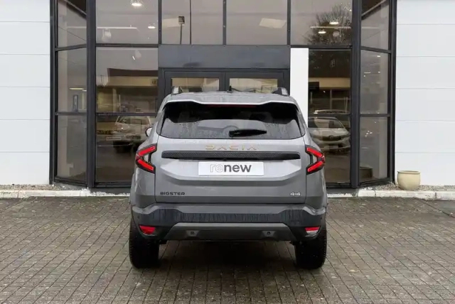 Dacia Bigster mild hybrid 130 4x4 — photo 14