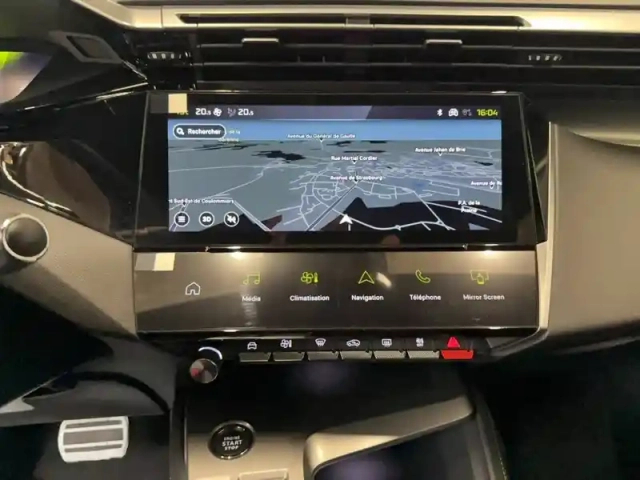 Peugeot 308 phev 225 e-eat8 — photo 13