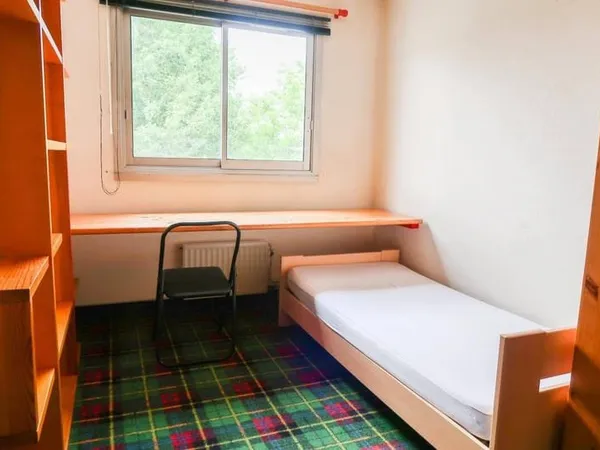 Studio 1 pièce 9 m²