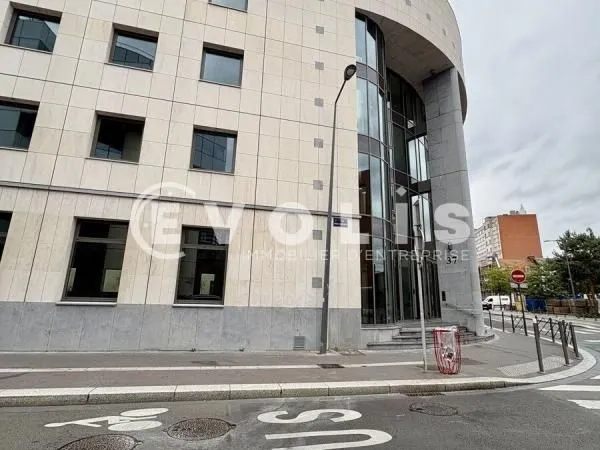 Bureaux 458 m²