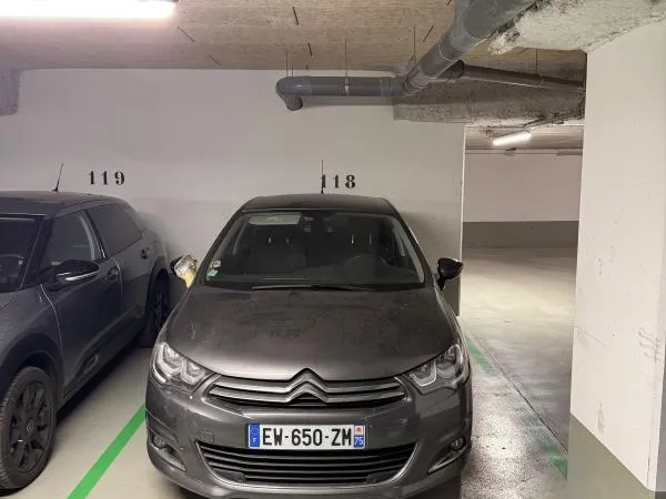 Parking À Vendre