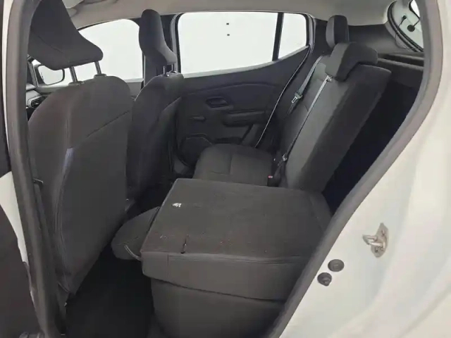 Dacia Sandero sce 65 — photo 120