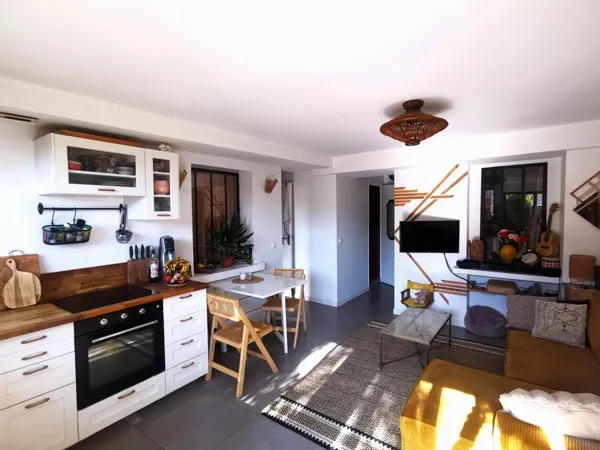 94800 VILLEJUIF APPARTEMENT 3 PIECES 57.02 M² AVEC UN GRAND JARDIN DE 50 M²
