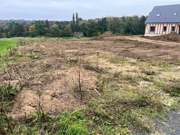 Terrain 1087 m²