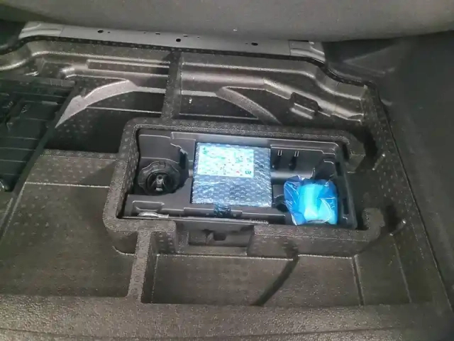 Peugeot 308 puretech 130ch s&amp;s bvm6 — photo 25