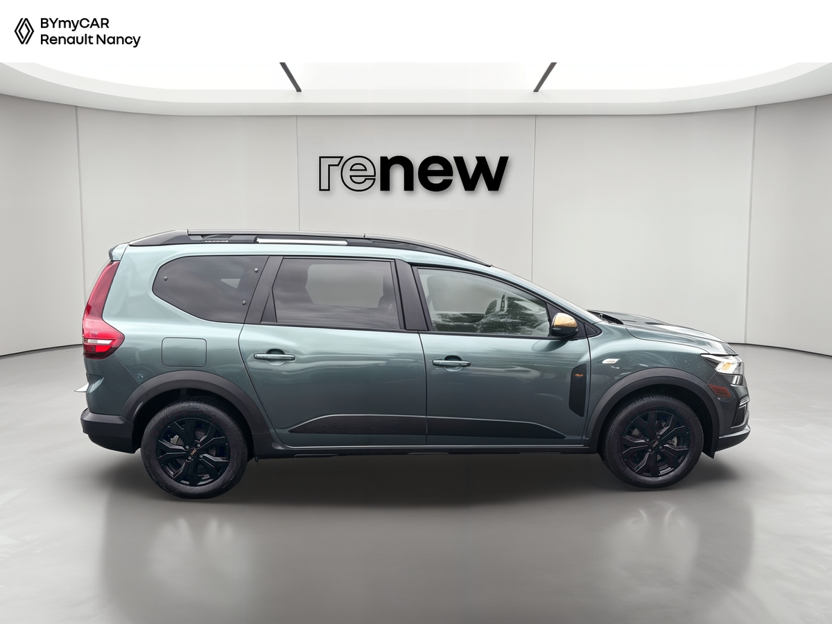 Dacia Jogger Hybrid 140 7 places GSR2 — photo 6