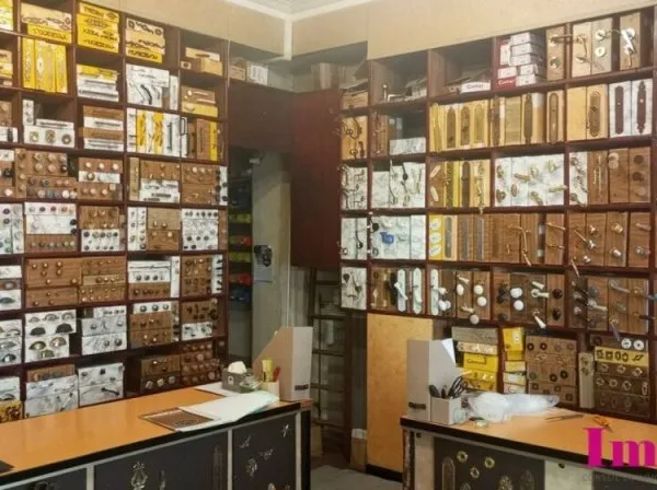 LOCAL COMMERCIAL à CEDER