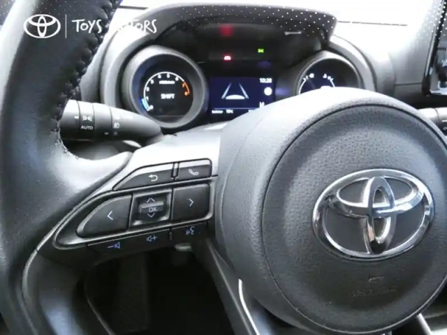 Toyota Yaris 120 vvt-i design — photo 11